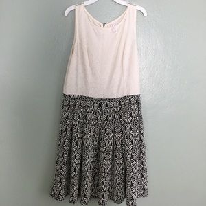 Xhilaration black/ivory sleeveless dress